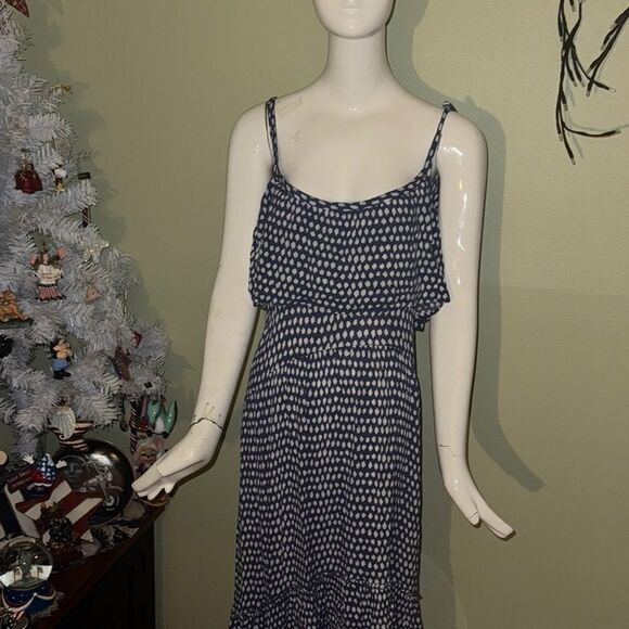 AVENUE  Blue and White Patterned Dress - Picture 1 of 6